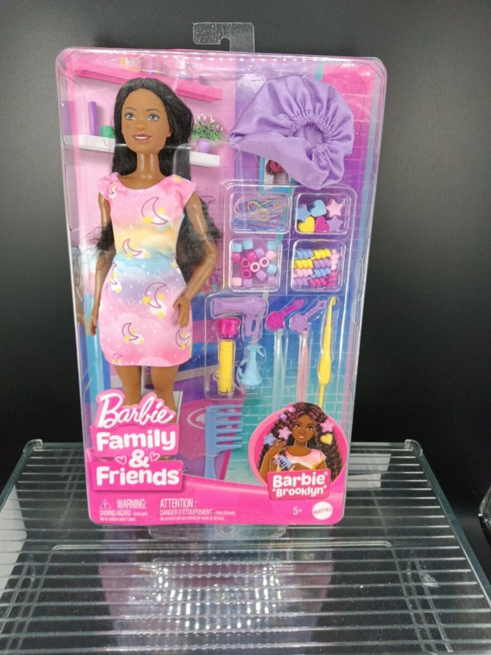 Barbie Family & Friends Hair Styling Doll "Brooklyn" Set